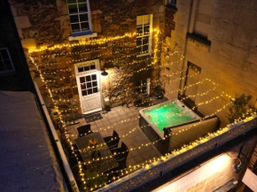Unique Apartments - Trim Street, Hot tub